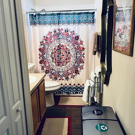Ruskin Fl Private 2 Bdrm 1 Bath Suite Common Areas Shared With Host And Cat Zewnętrze zdjęcie
